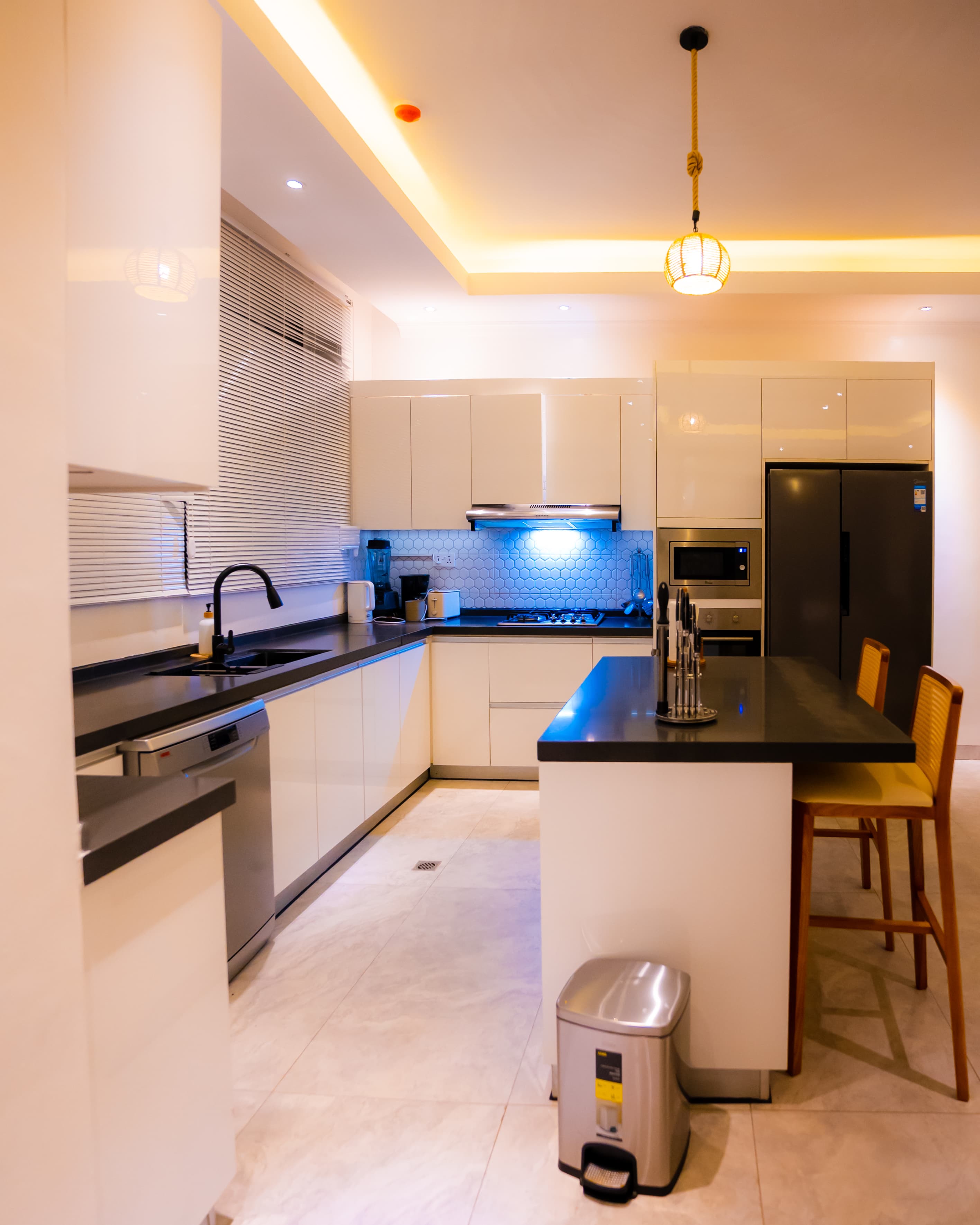 Contemporary Kitchen
